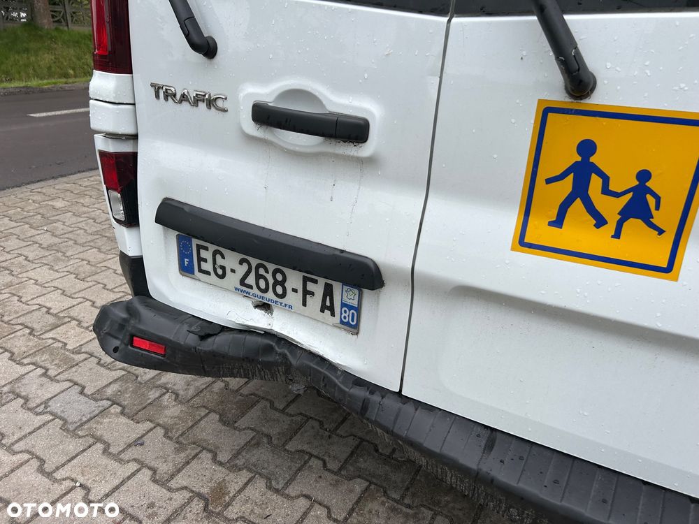 Renault Trafic - 22