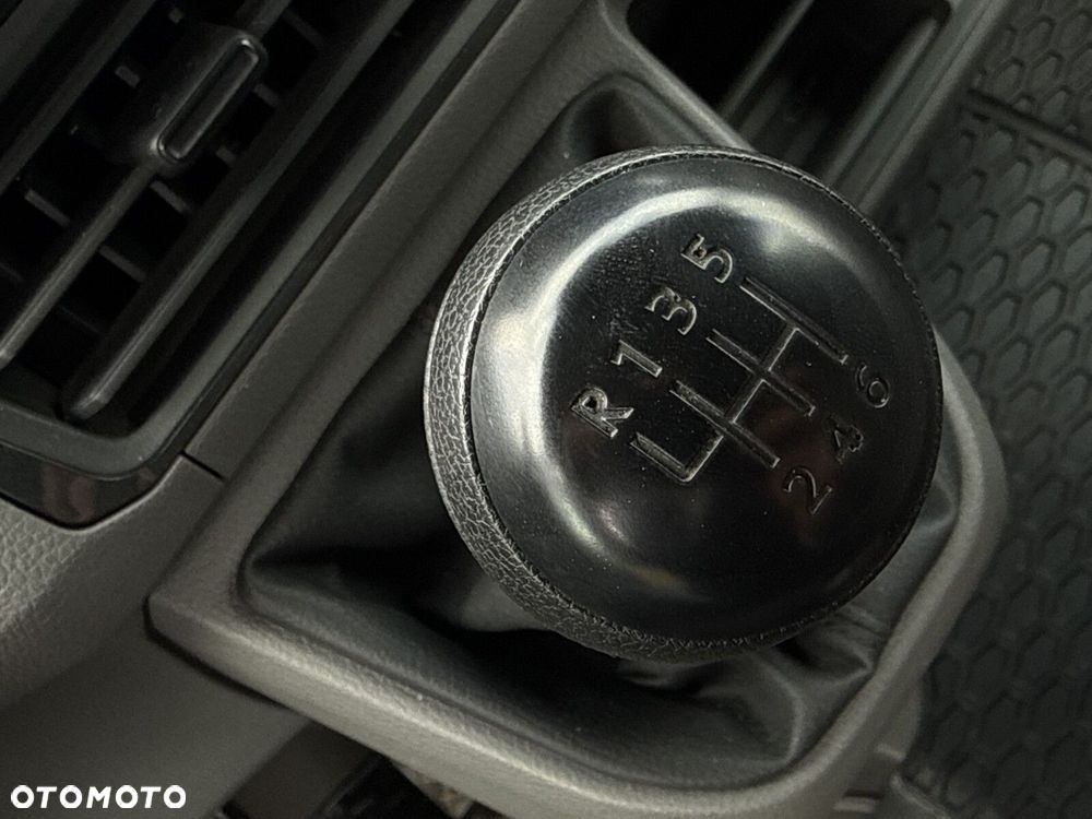 Volkswagen Crafter - 18