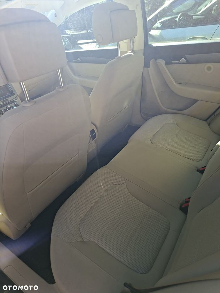 Volkswagen Passat 1.8 TSI Comfortline DSG - 4