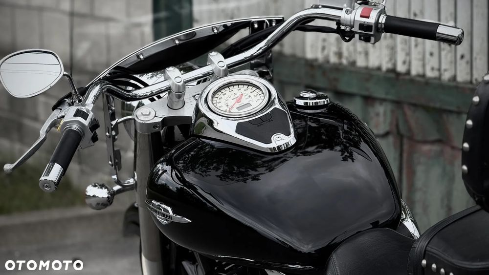 Suzuki Boulevard - 12