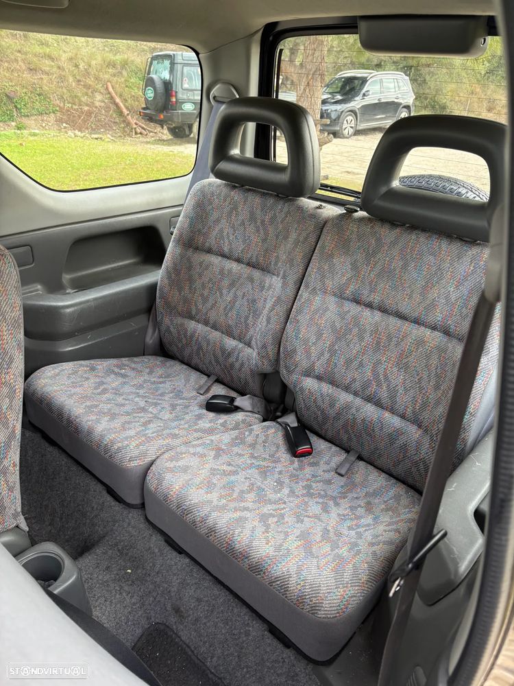 Suzuki Jimny 1.3 16V Metal Top - 8