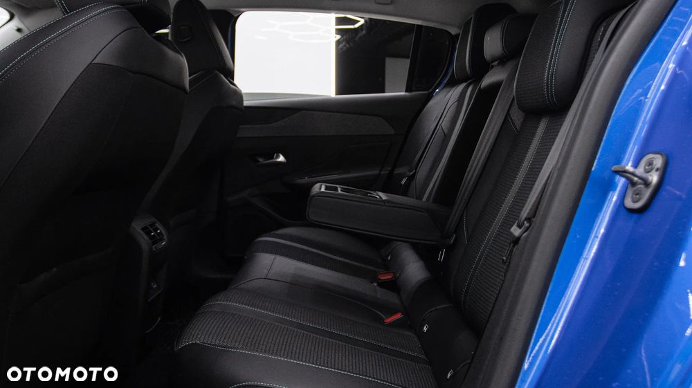 Peugeot 308 1.2 PureTech Allure S&S - 19