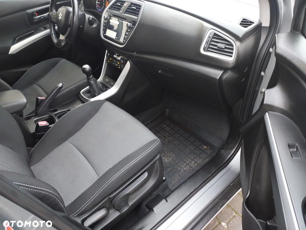 Suzuki SX4 1.6 Comfort Plus 4WD - 12