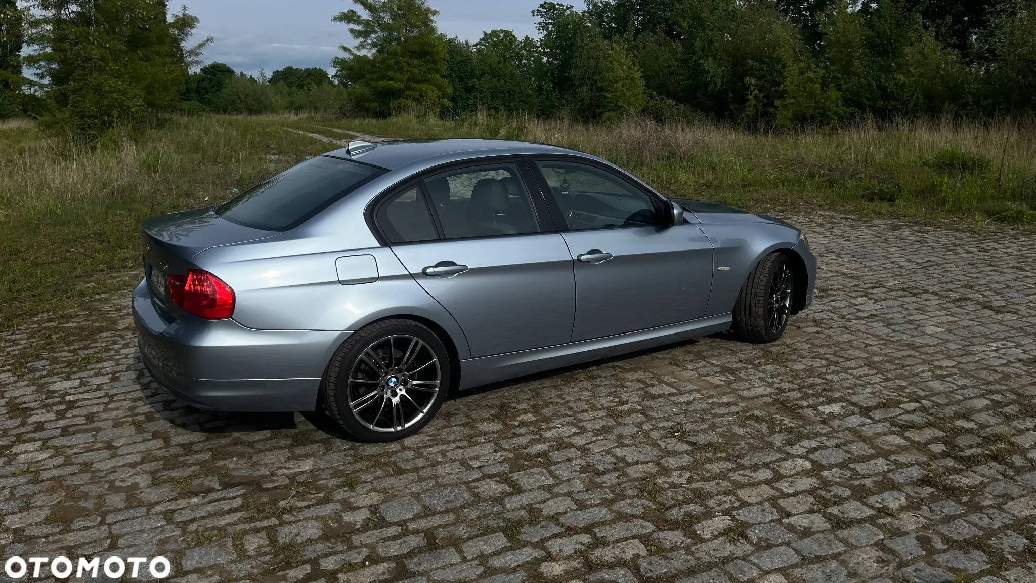 BMW Seria 3 320i - 3