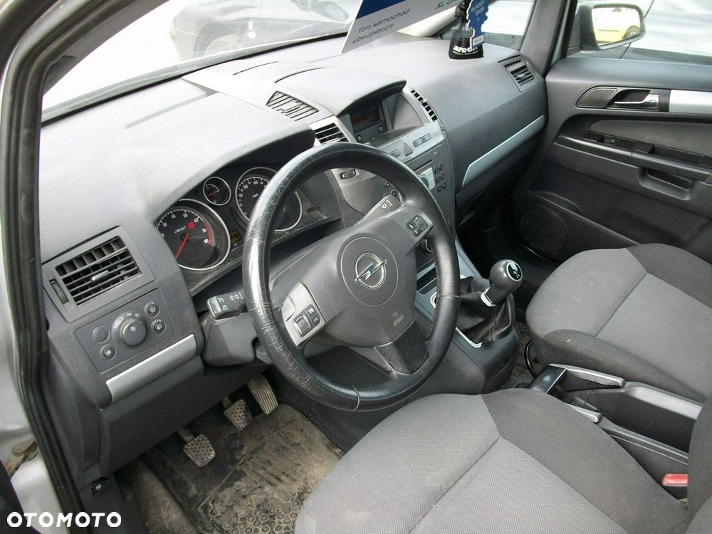 Opel Zafira - 5
