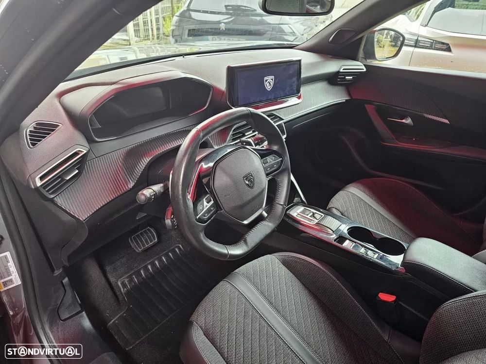 Peugeot 2008 BlueHDi 130 EAT8 Allure Pack - 7