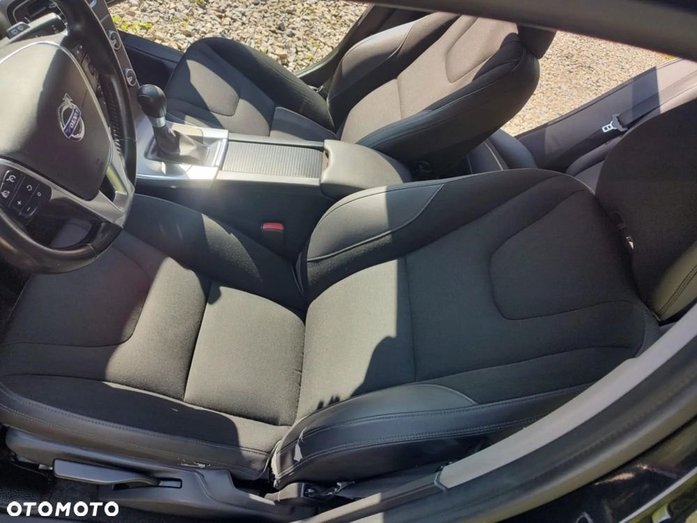 Volvo V60 D2 - 26