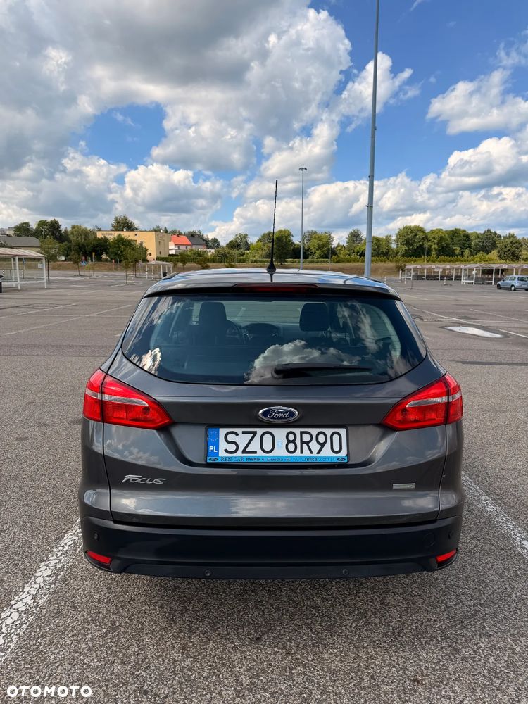 Ford Focus 1.0 EcoBoost Trend - 23