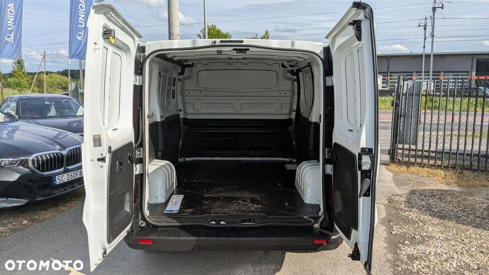 Renault Trafic - 28