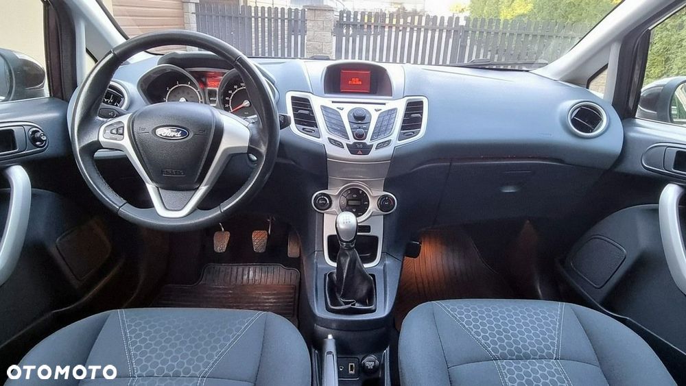 Ford Fiesta - 13