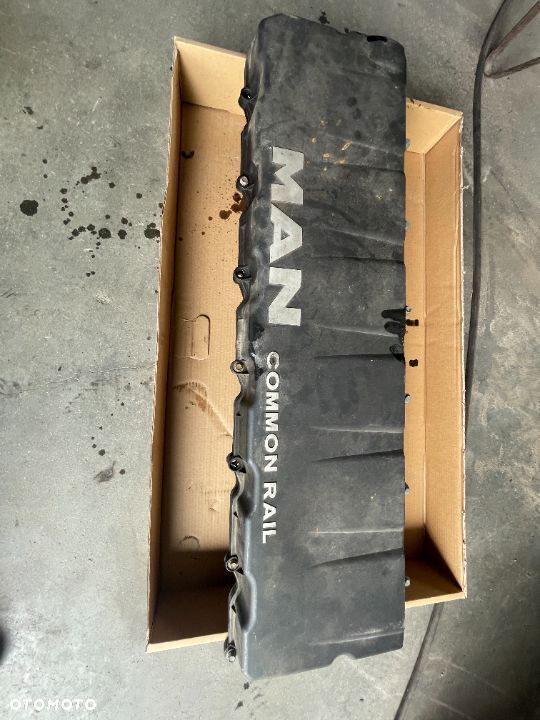 Osłona Głowicy MAN TGX Euro 6 LF56 - 3