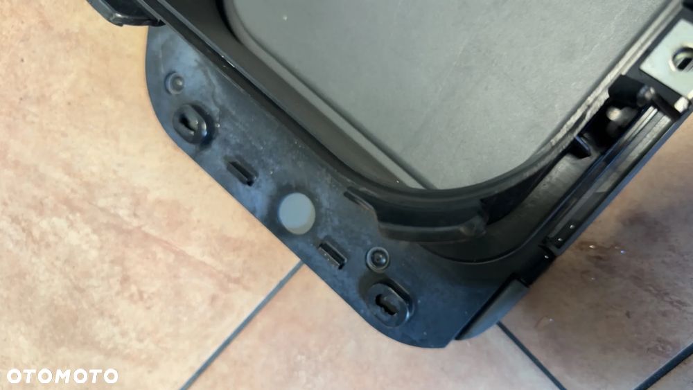 SCHOWEK NA NARTY BMW E93 6973024 - 4