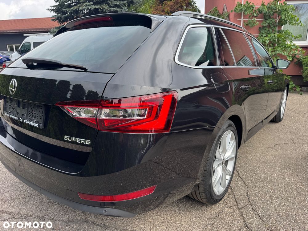 Skoda Superb 2.0 TDI DSG Ambition - 12