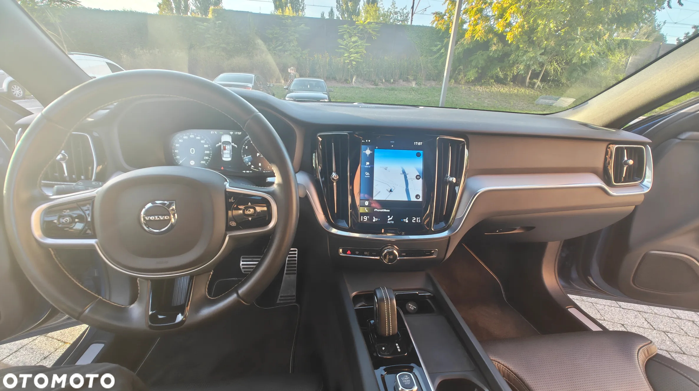 Volvo S60 B5 B AWD R-Design - 10