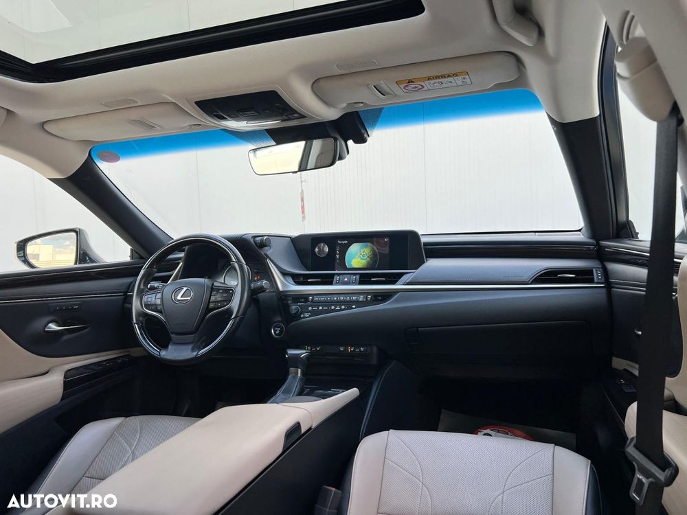 Lexus Seria ES 300h Executive Line - 7