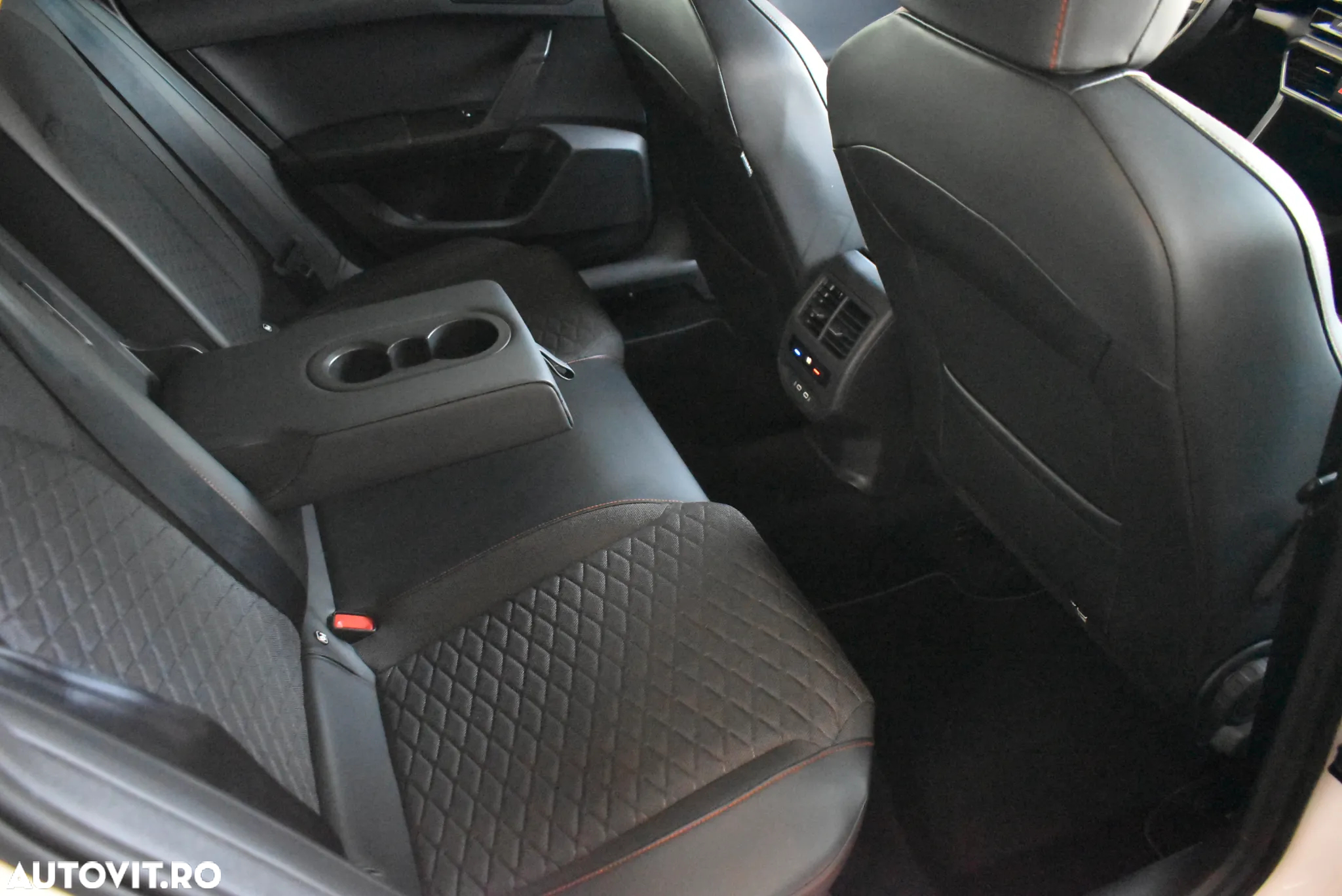 Seat Leon ST 1.5 eTSI mHEV DSG7 FR - 24