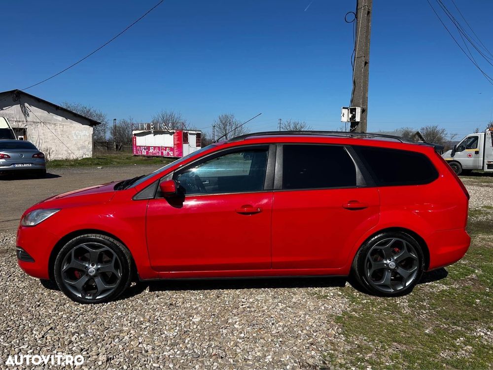 Ford Focus 2.0i Titanium - 3