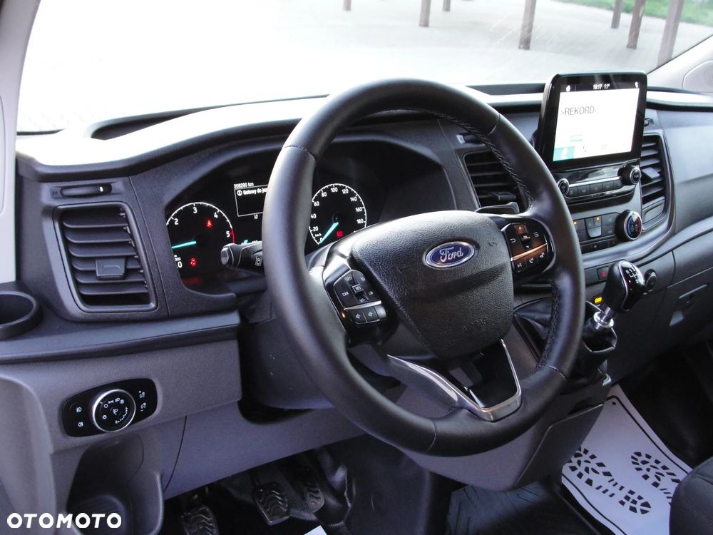 Ford Transit Custom - 21