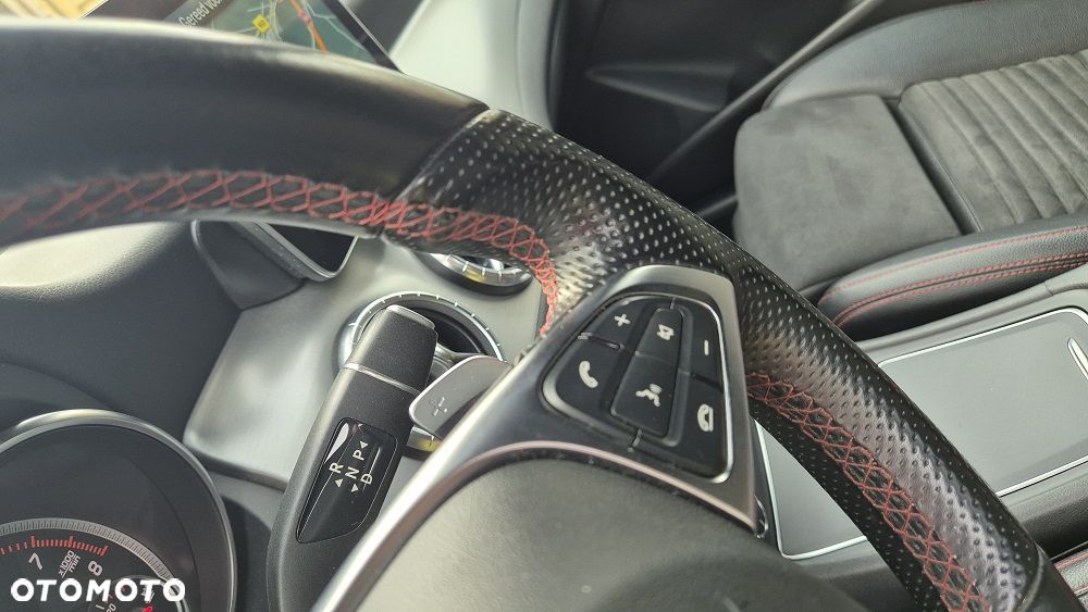 Mercedes-Benz CLA 180 7G-DCT AMG Line - 12