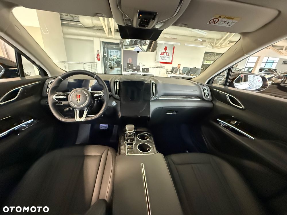 Hongqi HS3 1.5T FWD - 12