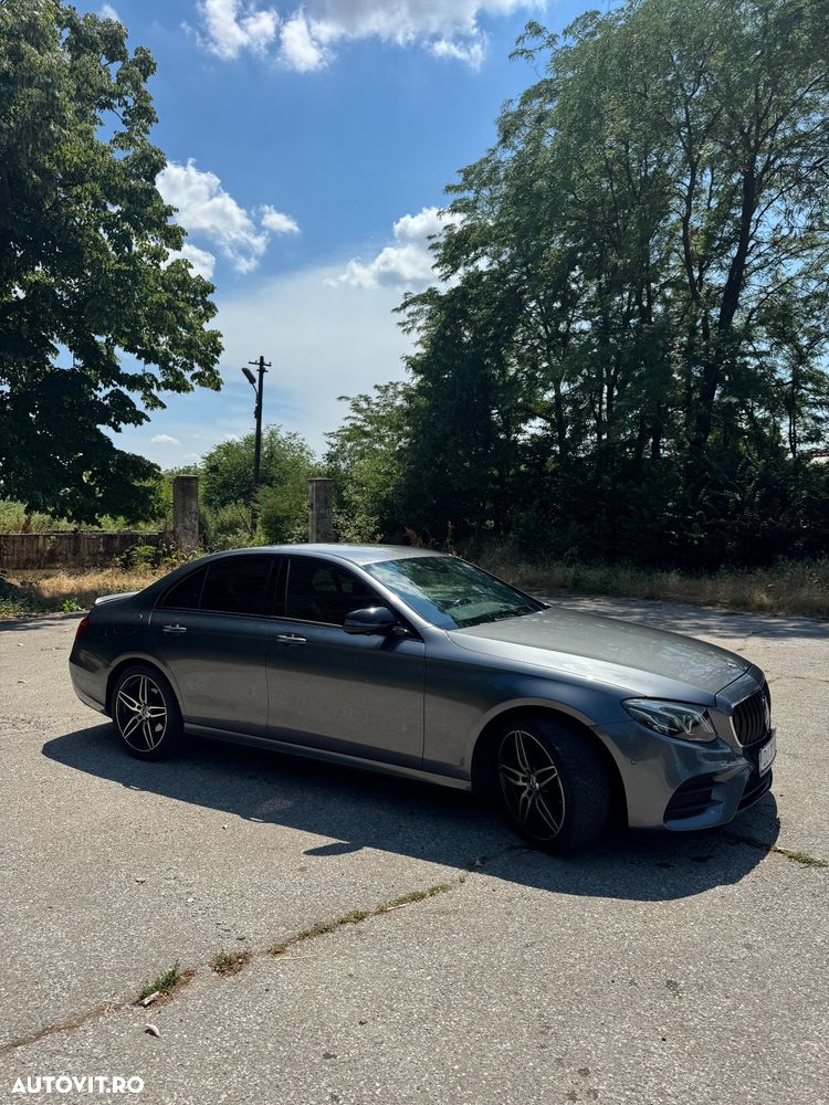 Mercedes-Benz E 220 d 4MATIC Aut. - 2