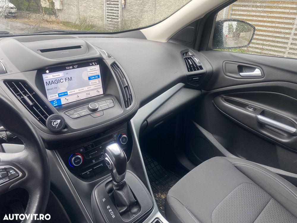 Ford Kuga - 6