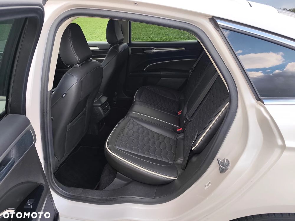 Ford Mondeo 2.0 TDCi STart-Stopp PowerShift-Aut Vignale - 28