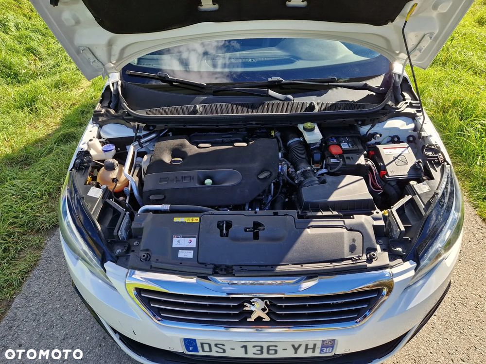 Peugeot 308 - 40