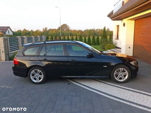 BMW Seria 3 318d - 3