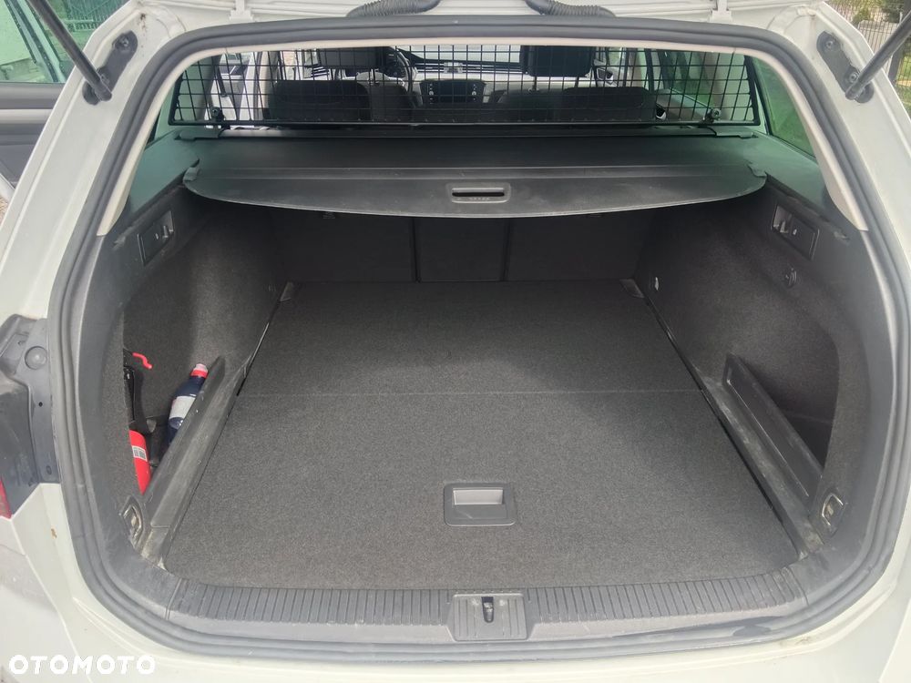 Volkswagen Passat 2.0 TDI Business DSG - 10