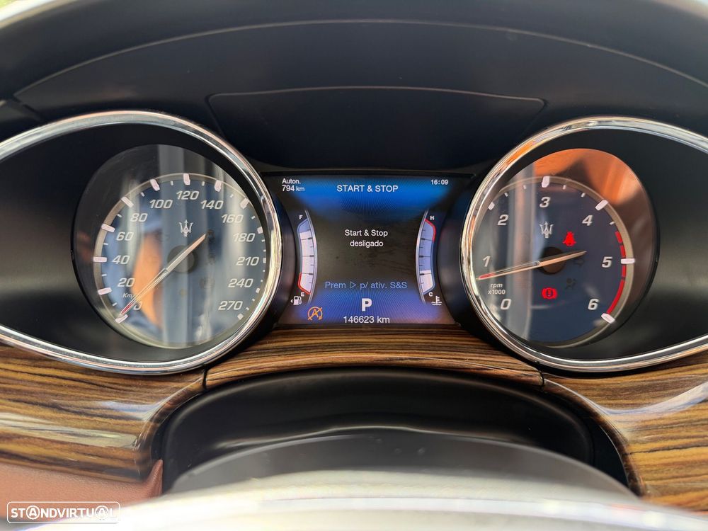 Maserati Quattroporte 3.0 V6 D GranLusso - 23