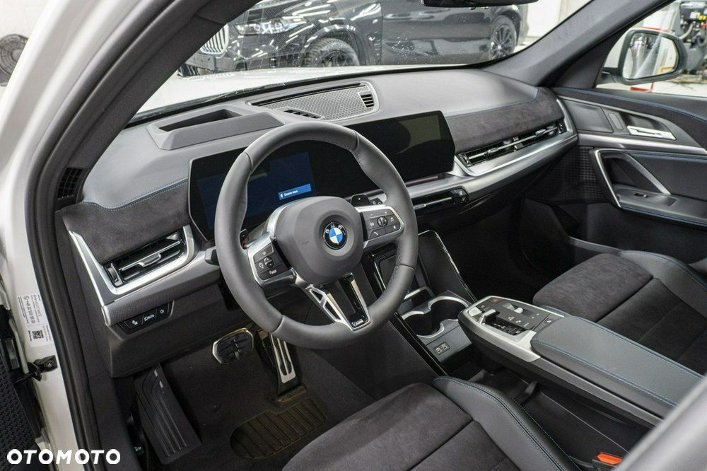 BMW X1 sDrive18i - 8