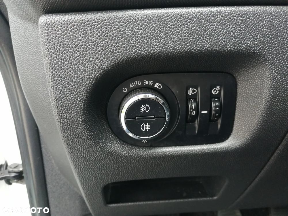 Opel Corsa 1.4 16V EcoFLEX Start-Stop Active - 19