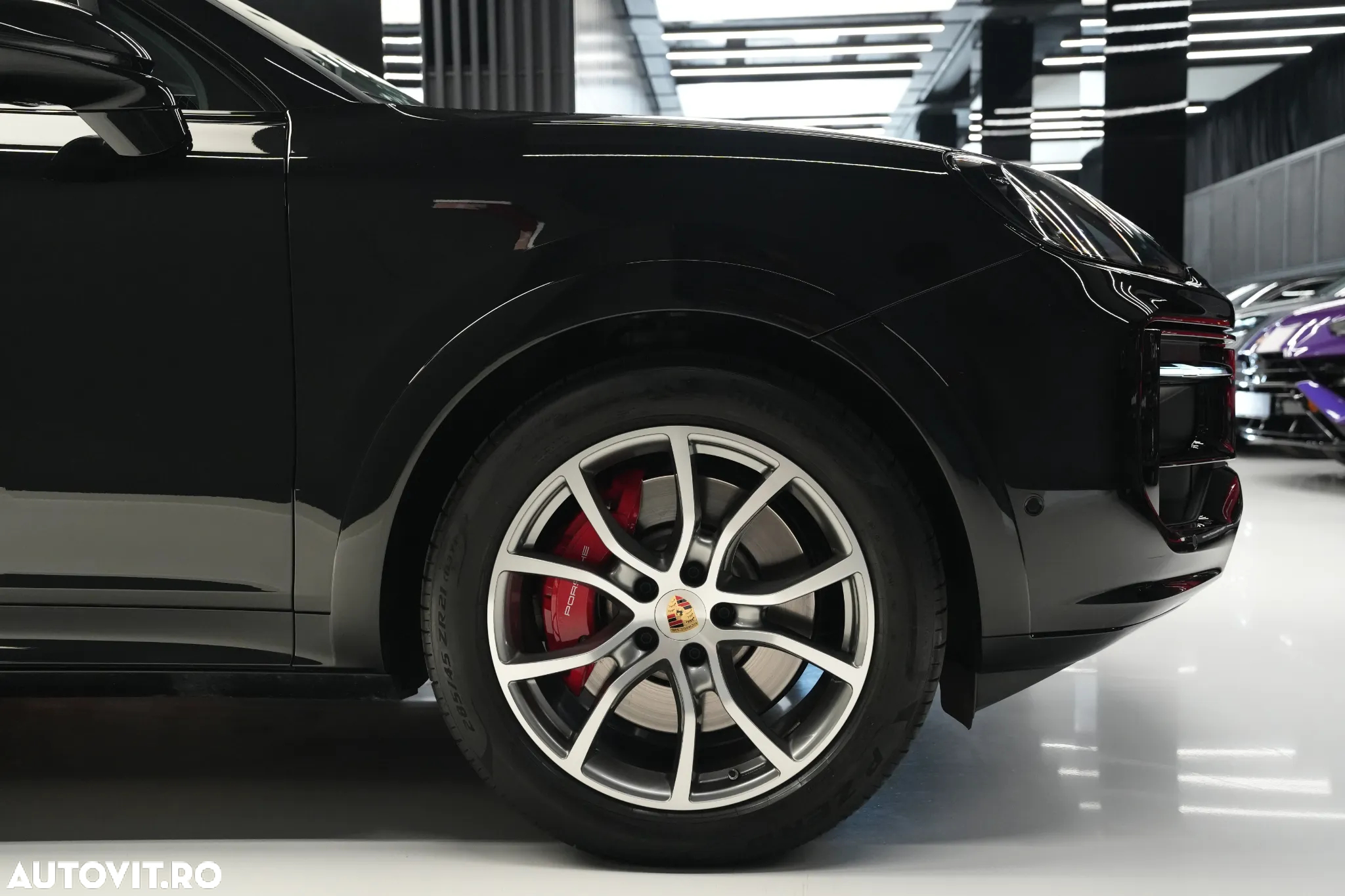 Porsche Cayenne S - 33