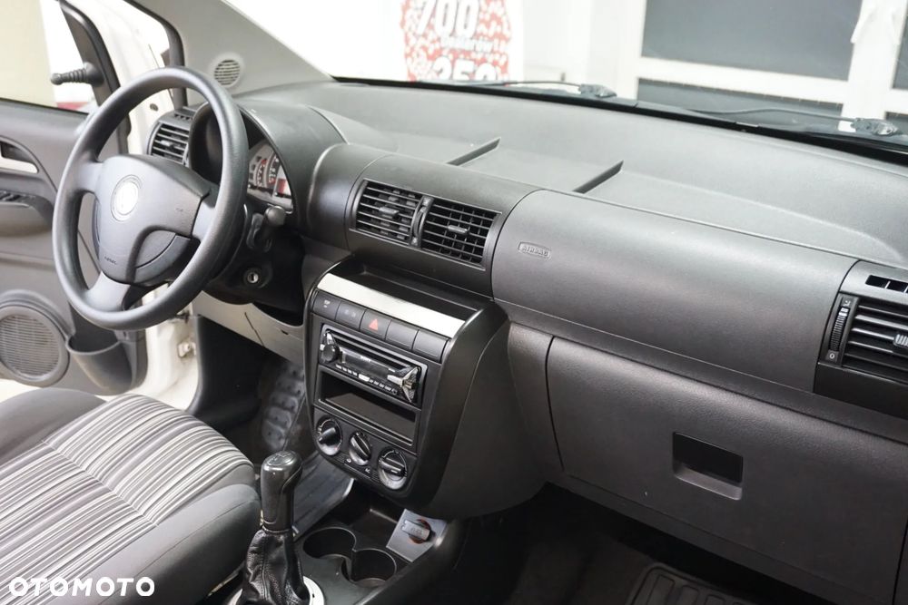Volkswagen Fox 1.2 Style - 18