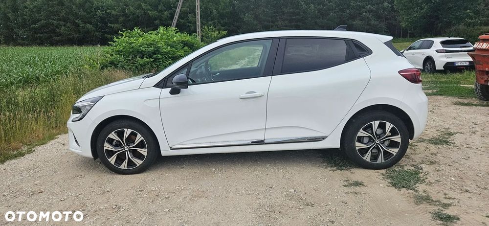 Renault Clio - 8