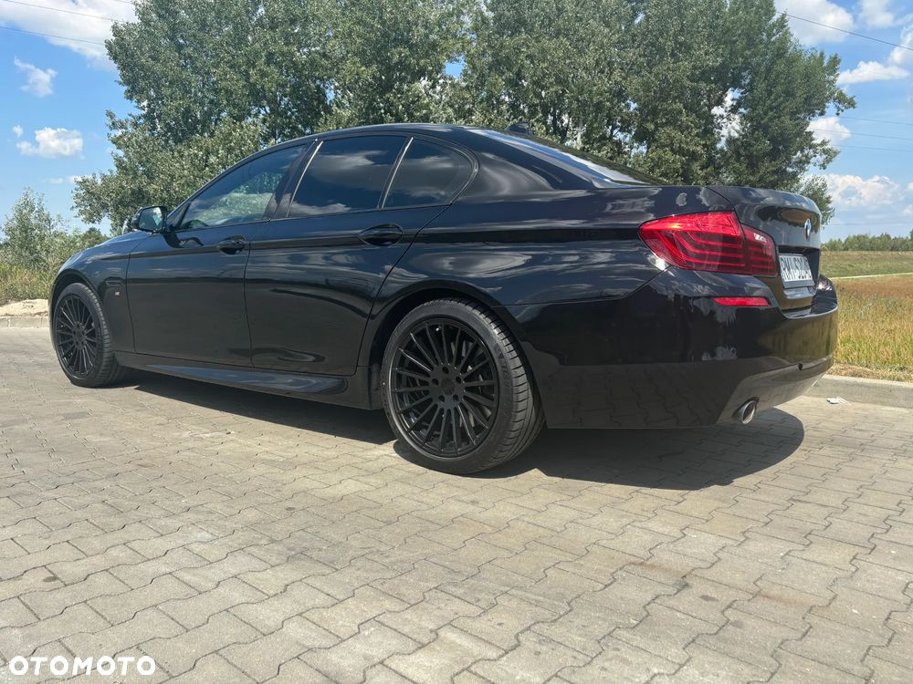 BMW Seria 5 535d xDrive - 14