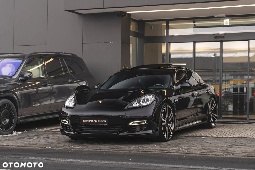 Porsche Panamera Turbo PDK - 11