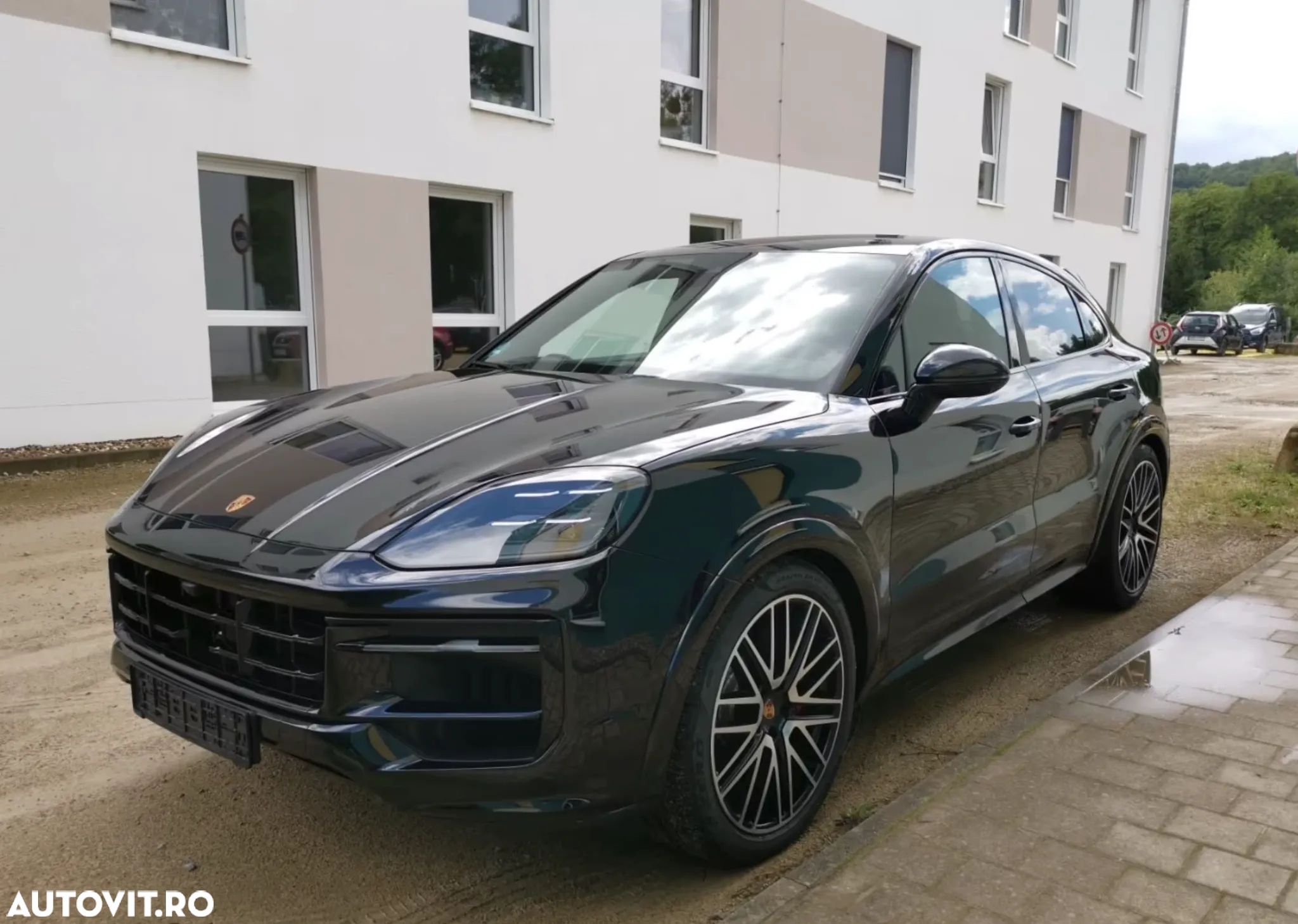 Porsche Cayenne Coupe - 1