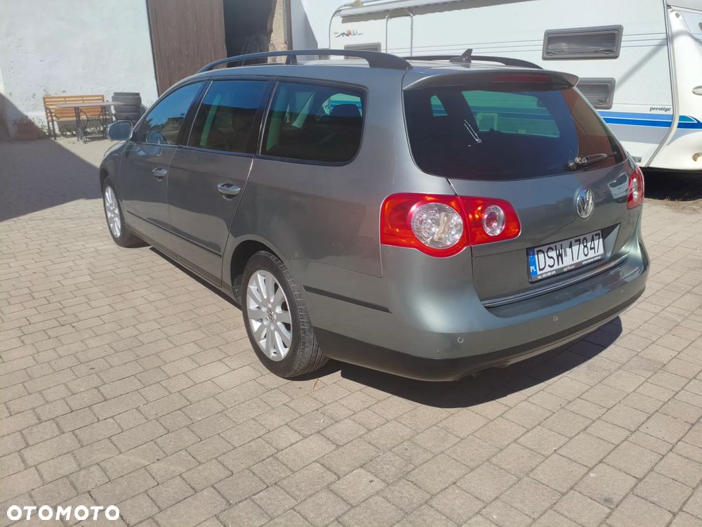 Volkswagen Passat 2.0 TDI Trendline - 5