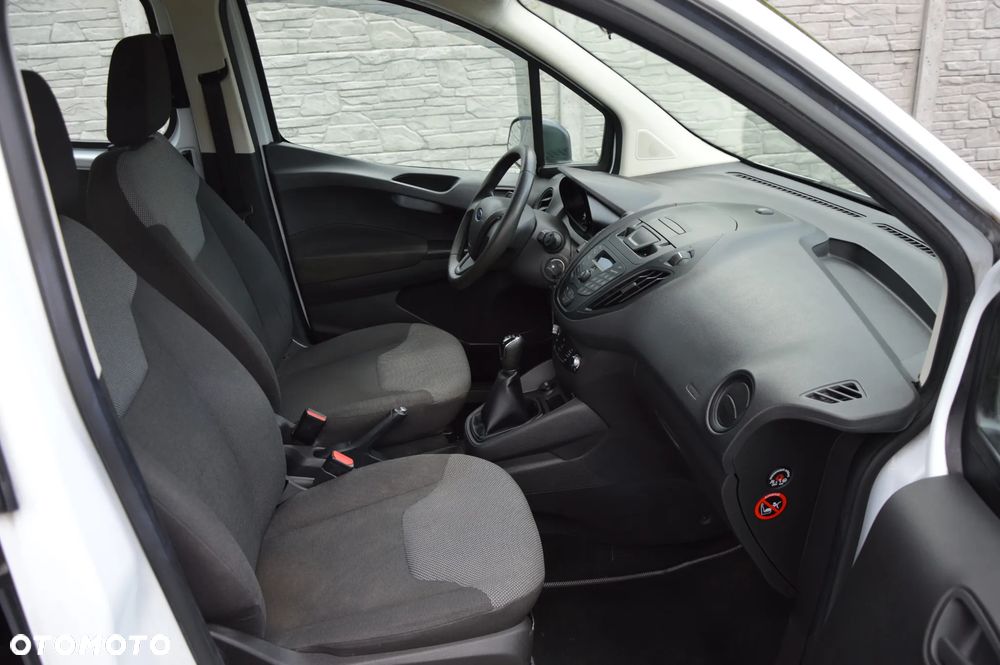 Ford Transit Courier S&S Trend - 13