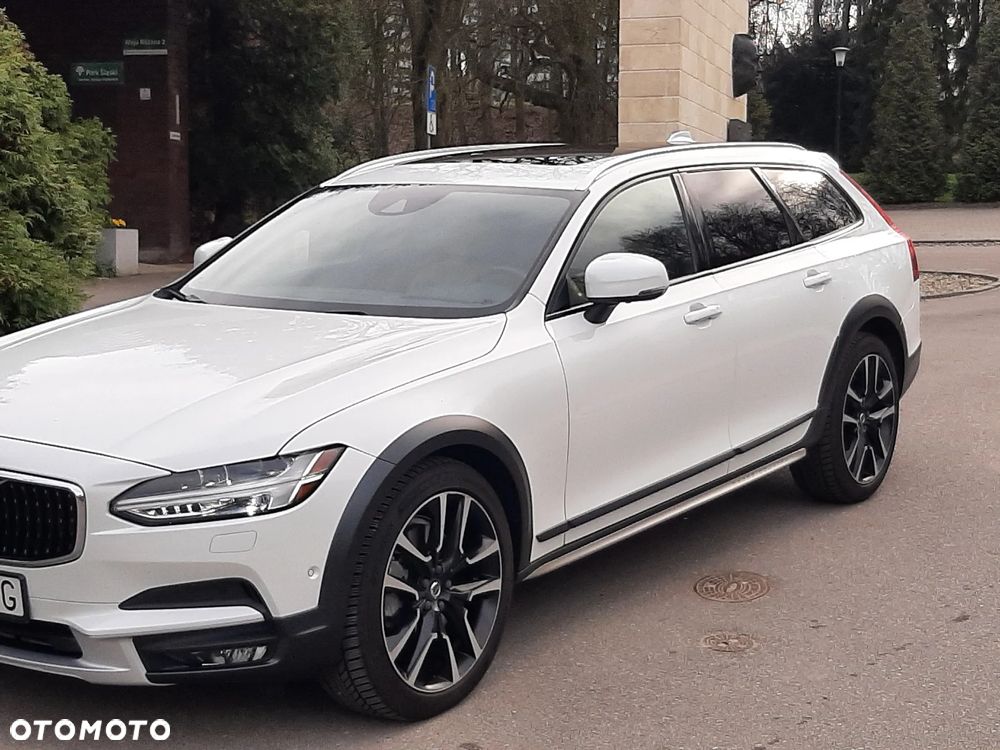 Volvo V90 Cross Country T6 AWD Geartronic - 4