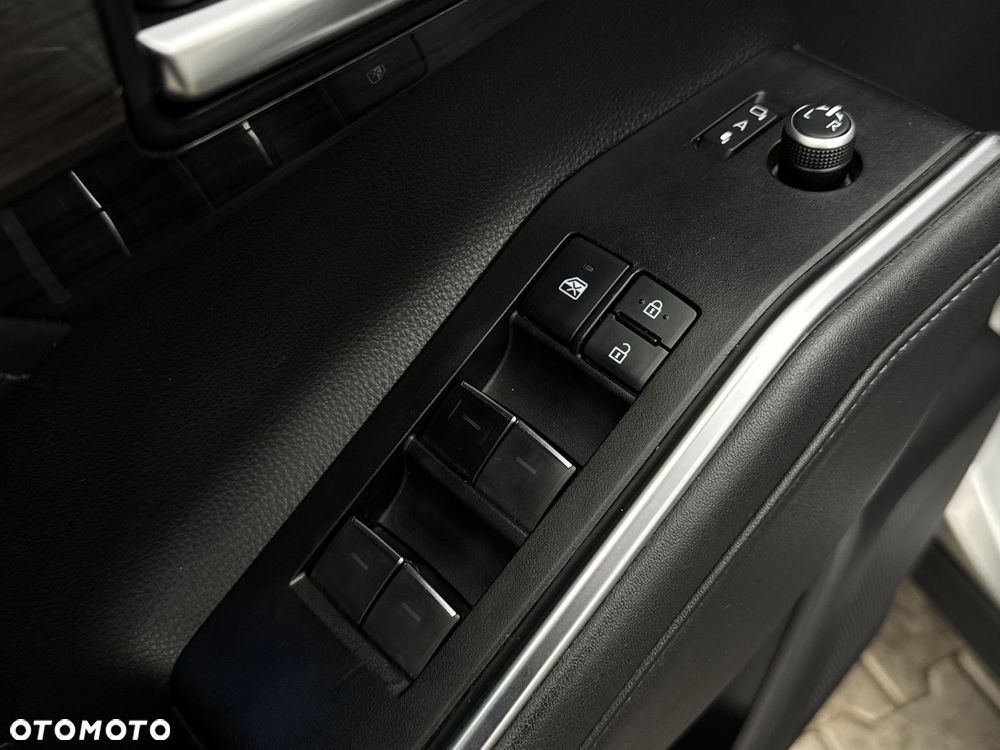 Toyota Highlander - 10