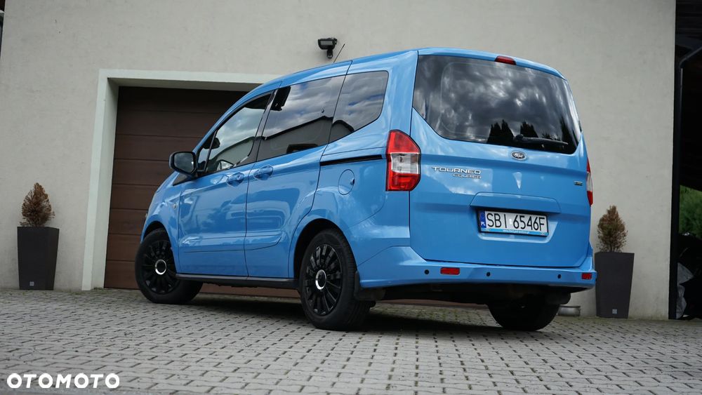 Ford Tourneo Courier - 5