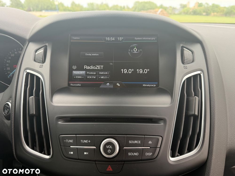 Ford Focus 2.0 TDCi Titanium ASS - 9