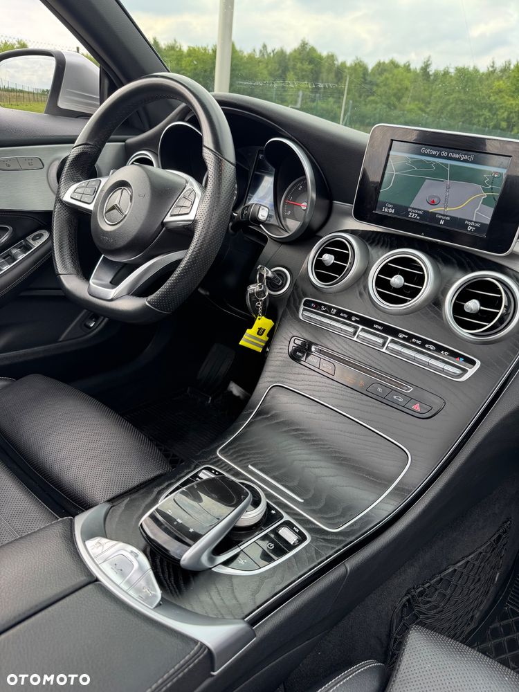 Mercedes-Benz Klasa C 220 d 4Matic 9G-TRONIC - 16