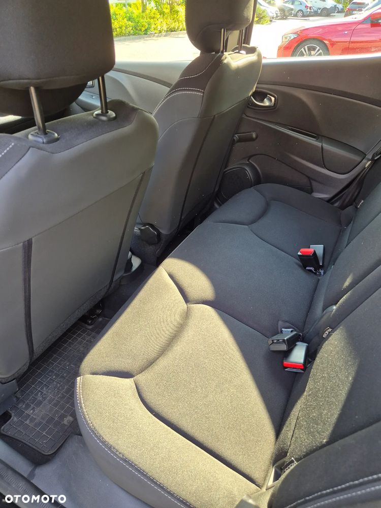 Renault Clio 1.2 16V Life - 14