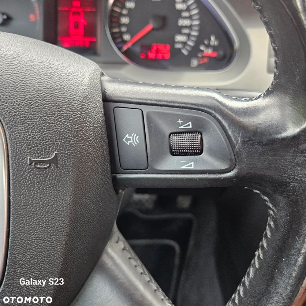 Audi A6 - 35