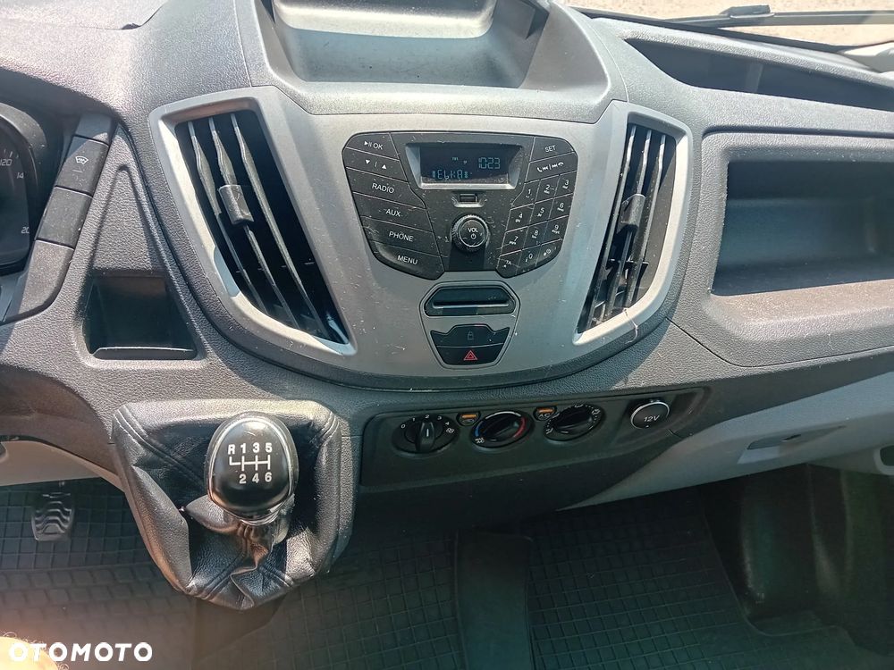 Ford Transit - 21