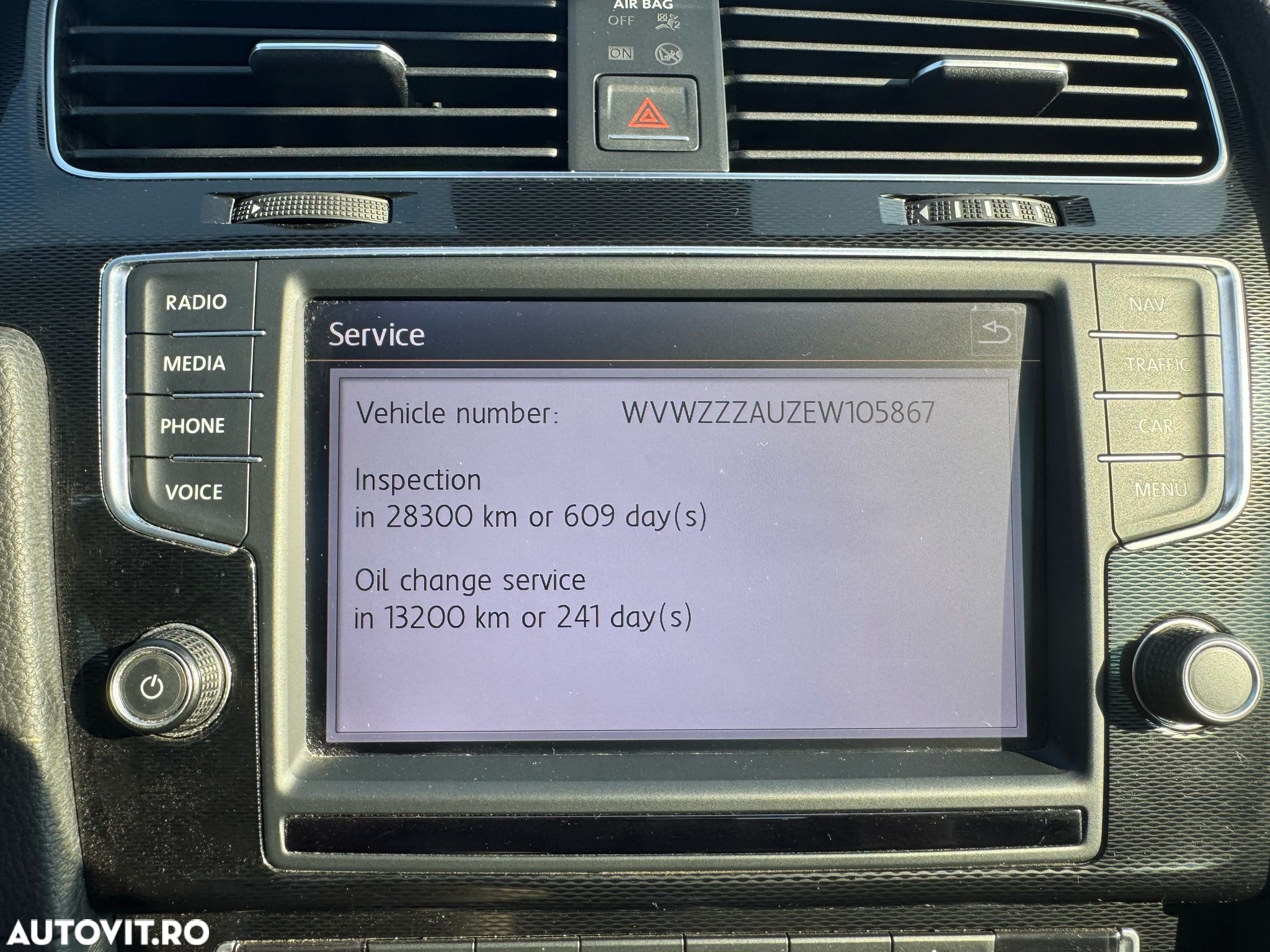 Volkswagen Golf 2.0 TDI DPF BMT DSG GTD - 23